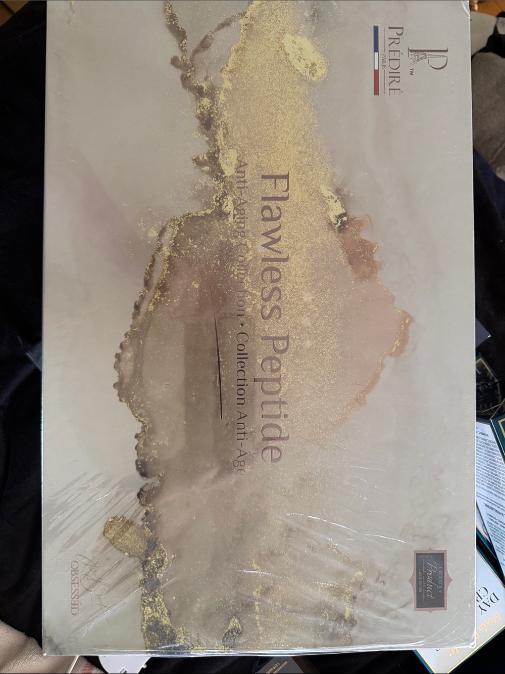 NIB Prédiré Flawless Peptide Anti-Aging Set - Gold & Beige - Picture 6 of 6